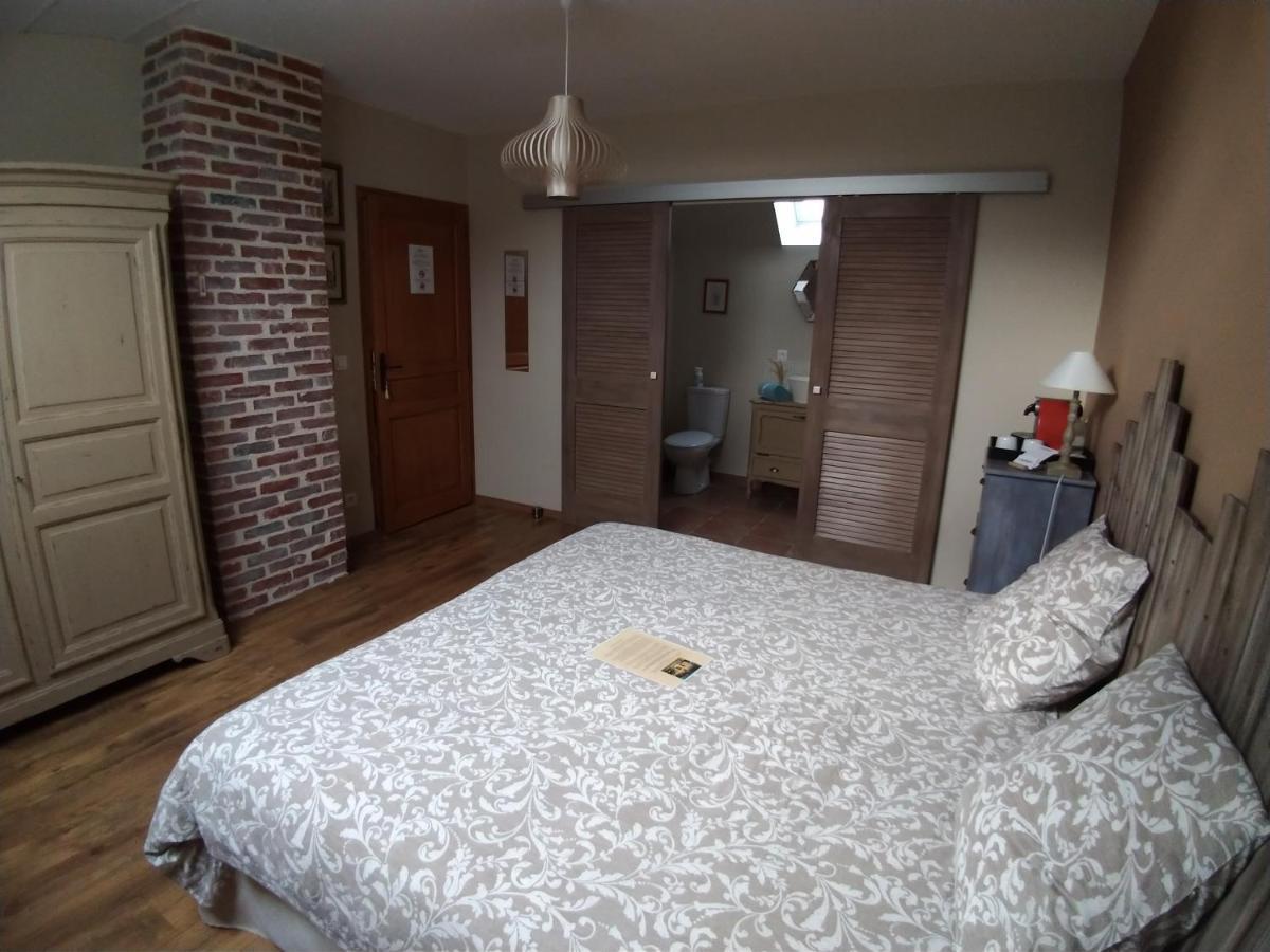 Bed and Breakfast Les Trois Provinces Couffy Exterior foto