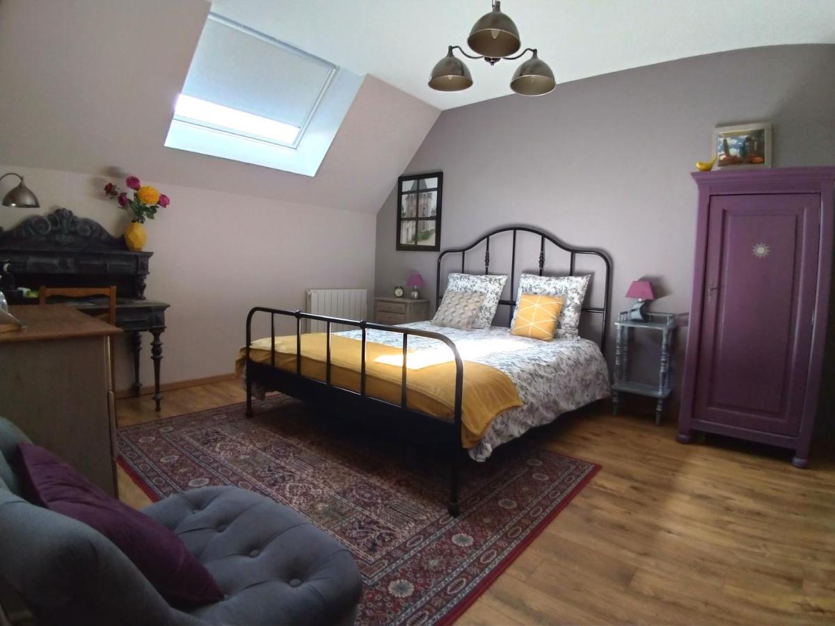 Bed and Breakfast Les Trois Provinces Couffy Exterior foto