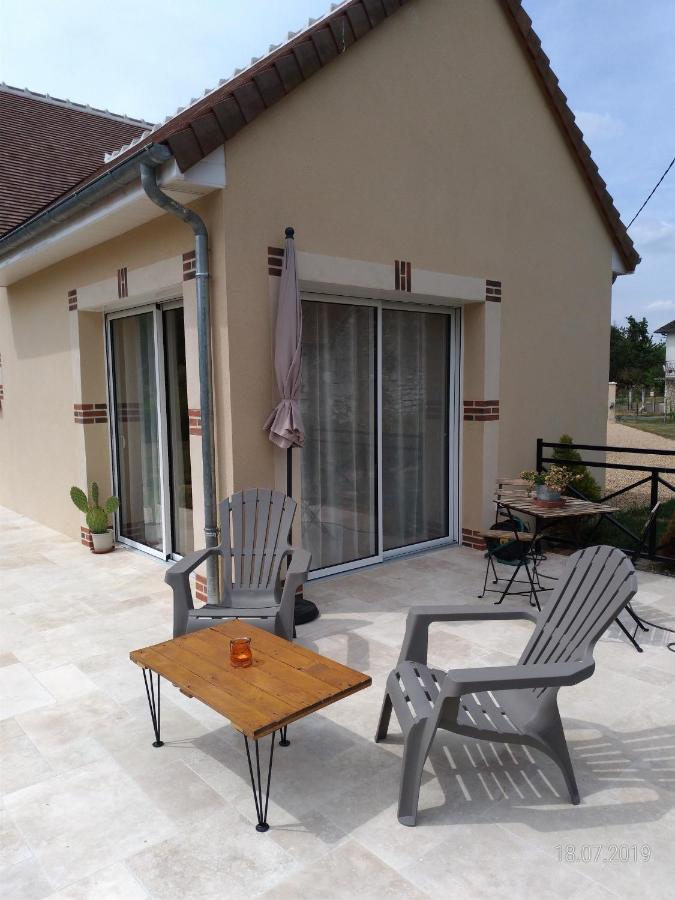 Bed and Breakfast Les Trois Provinces Couffy Exterior foto